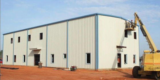 Ελαφρύ Prefab αποθηκών εμπορευμάτων χάλυβα κτήριο εργαστηρίων μετάλλων δομών Windproof