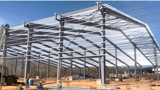Prefab οικοδόμηση δομών χάλυβα υπέροχη. Γκαράζ για το πάρκο φορτηγών 1000sqm στην Κένυα