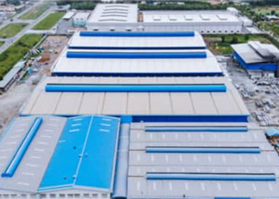 Q355 ενωμένη στενά κατασκευή εργαστηρίων δομών χάλυβα τμημάτων Χ που χρωματίζεται